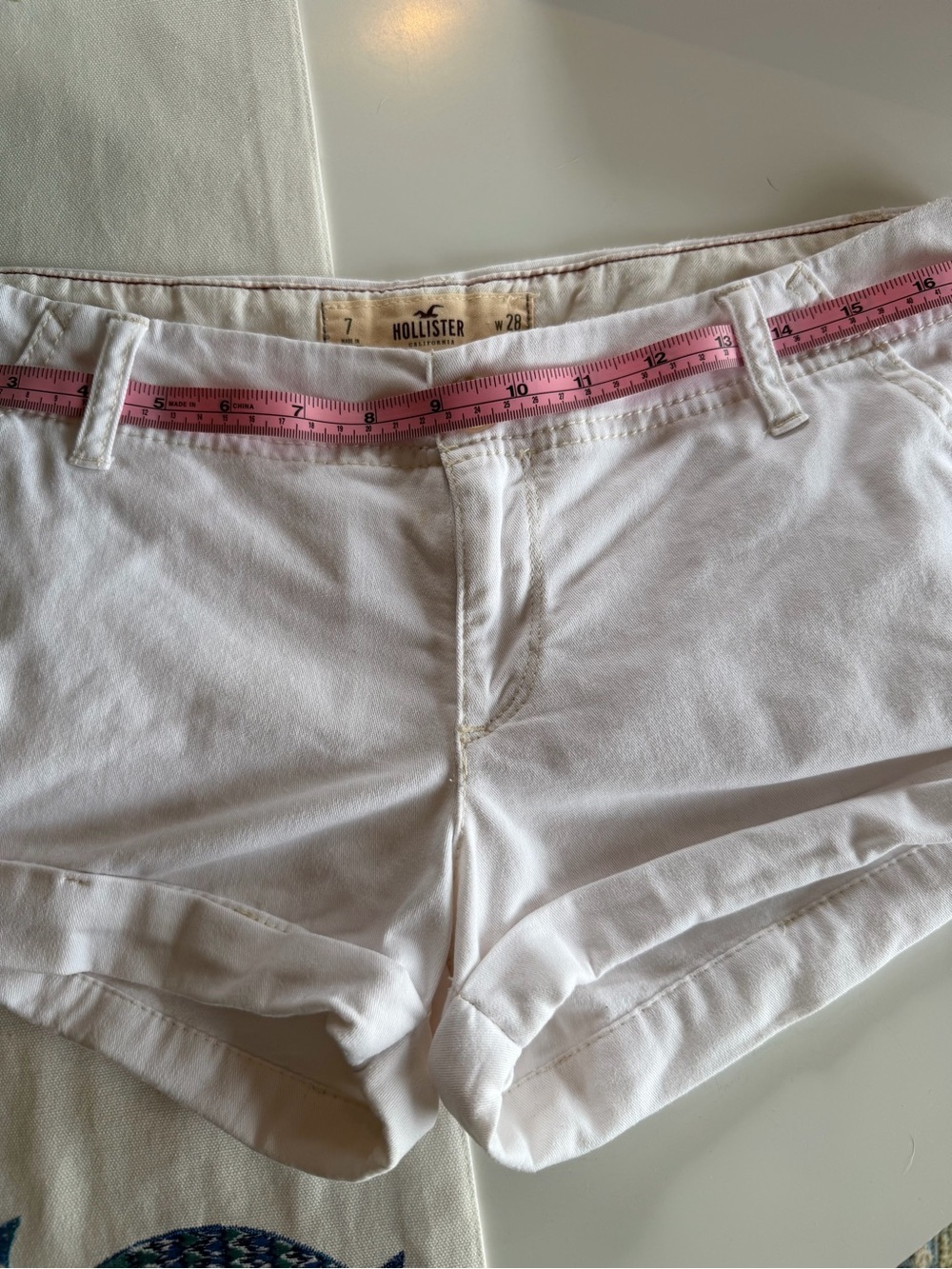 Vintage Low-Rise Shorts - Picture 3 of 5